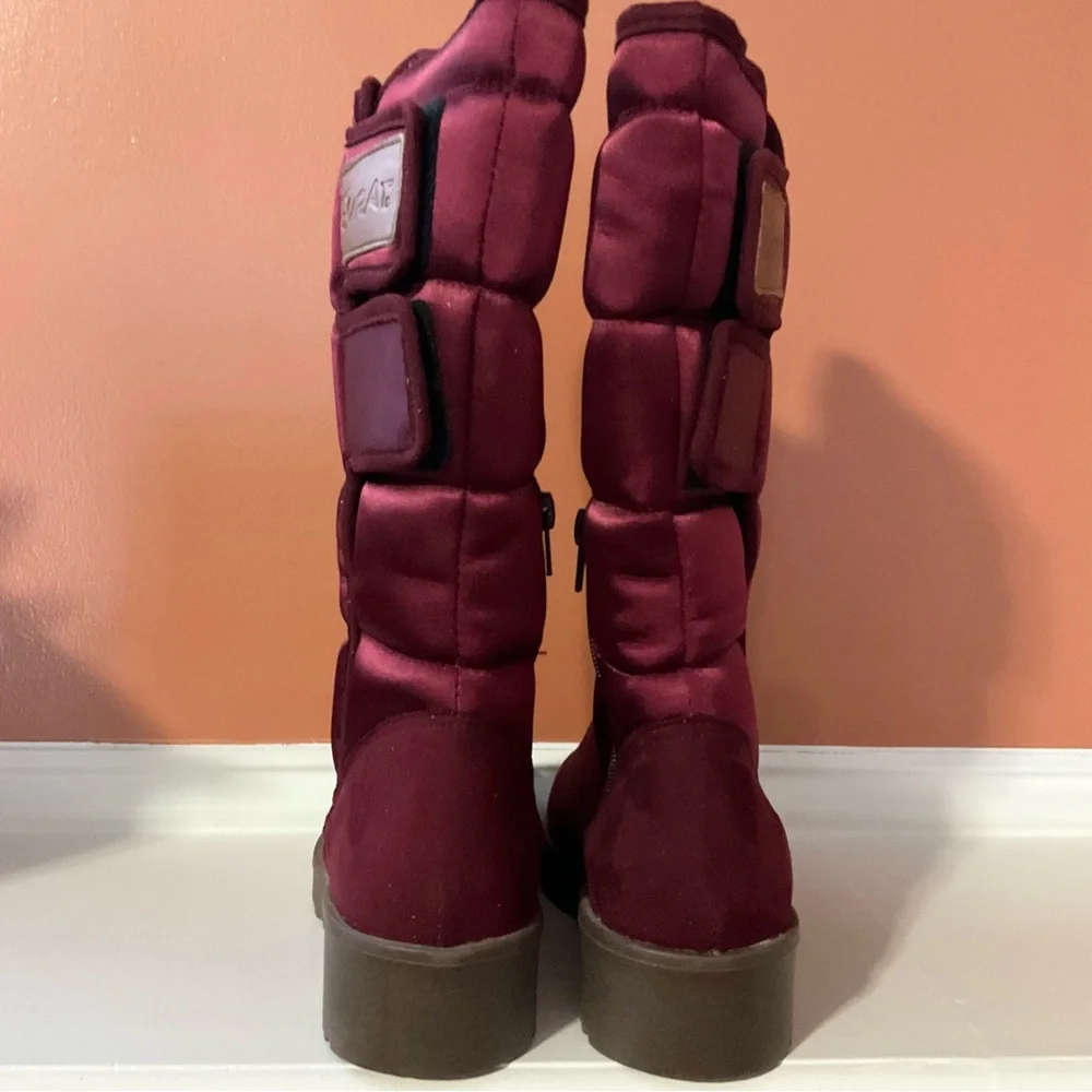 Surat Burgundy Winter Puffer Boots‎ Size 7 Quilted Mid-Calf New Without Tags
